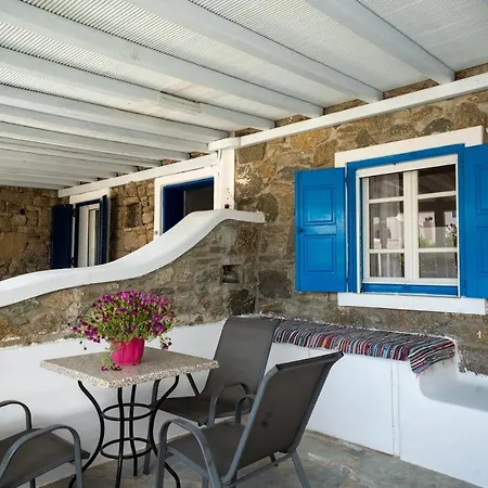 Liana * Mykonos Town