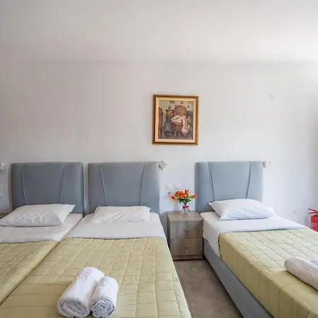 Liana Apartament