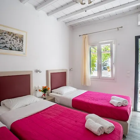 Liana Studios Apartment *