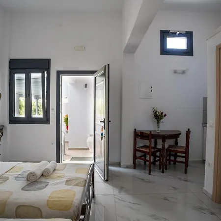 Liana Studios * Mykonos Town